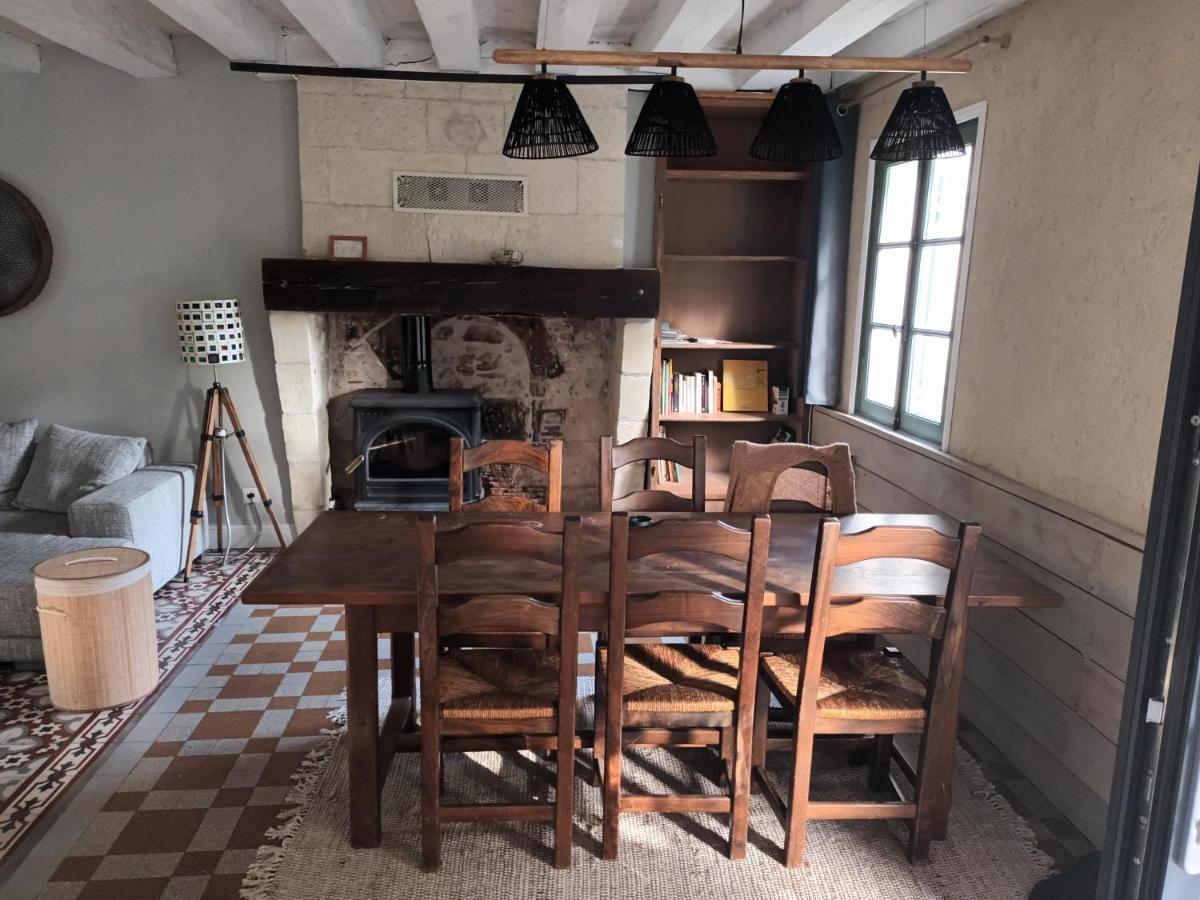 D'Une Rive A L'Autre Francueil Extérieur photo
